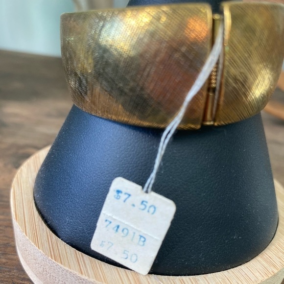 VINTAGE Bracelet, snap closure, gold brass tone - Picture 3 of 4